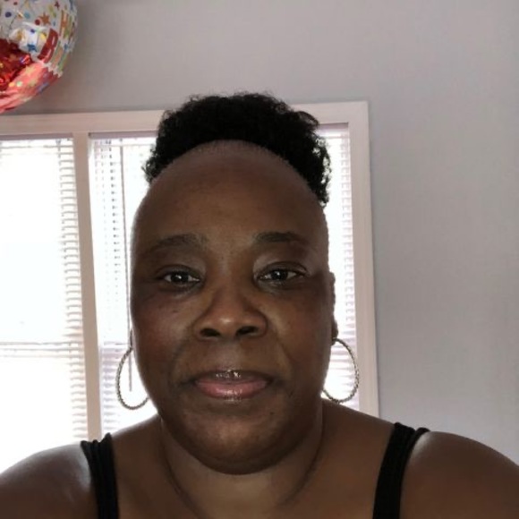 Meet your Posher, Constance - Picture 1 of 1